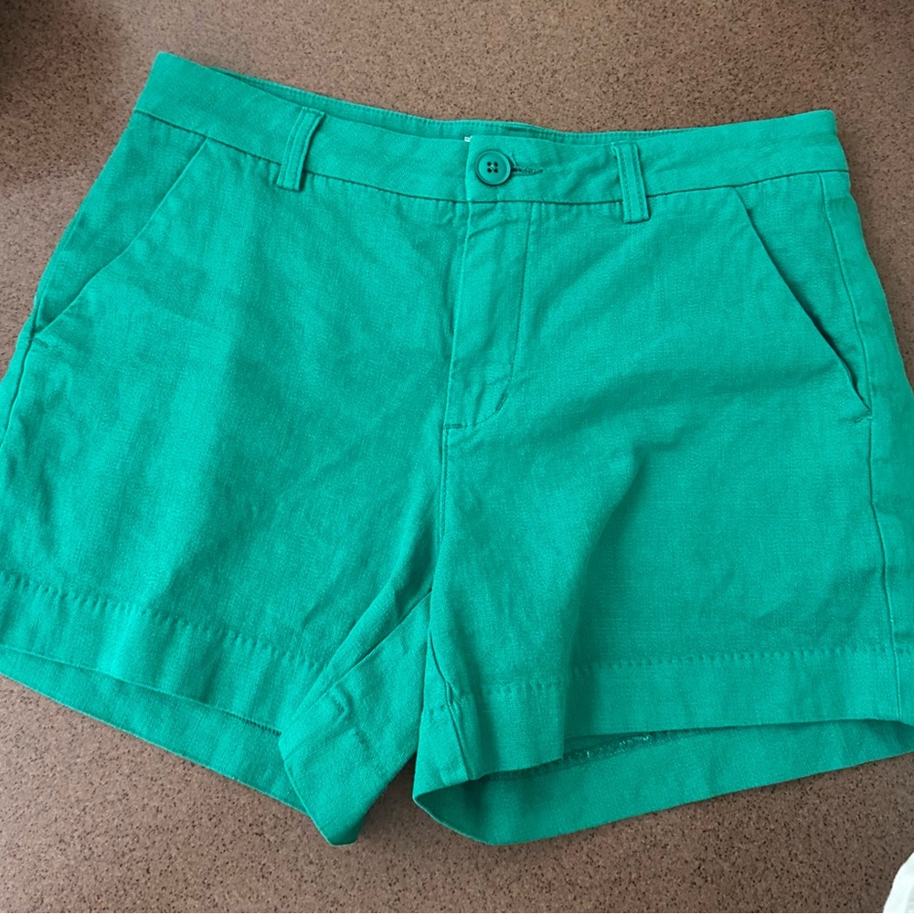 Lila Ryan linen short size 4 Shamrock green